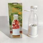 Portable household mini juicer