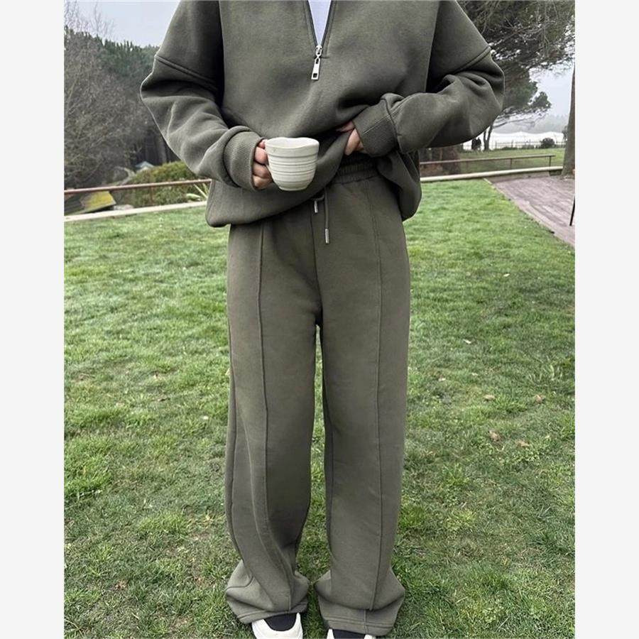 Casual Pullover Sweatshirt and Pants Set